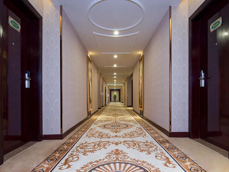 Vienna Hotel Baoan Liutang Xin'an  エクステリア 写真